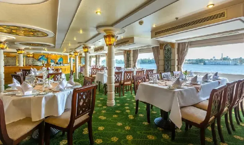 Cruzeiro no Nilo MS Chateau Lafayette - Navegação de Luxo pelo Egito Antigo